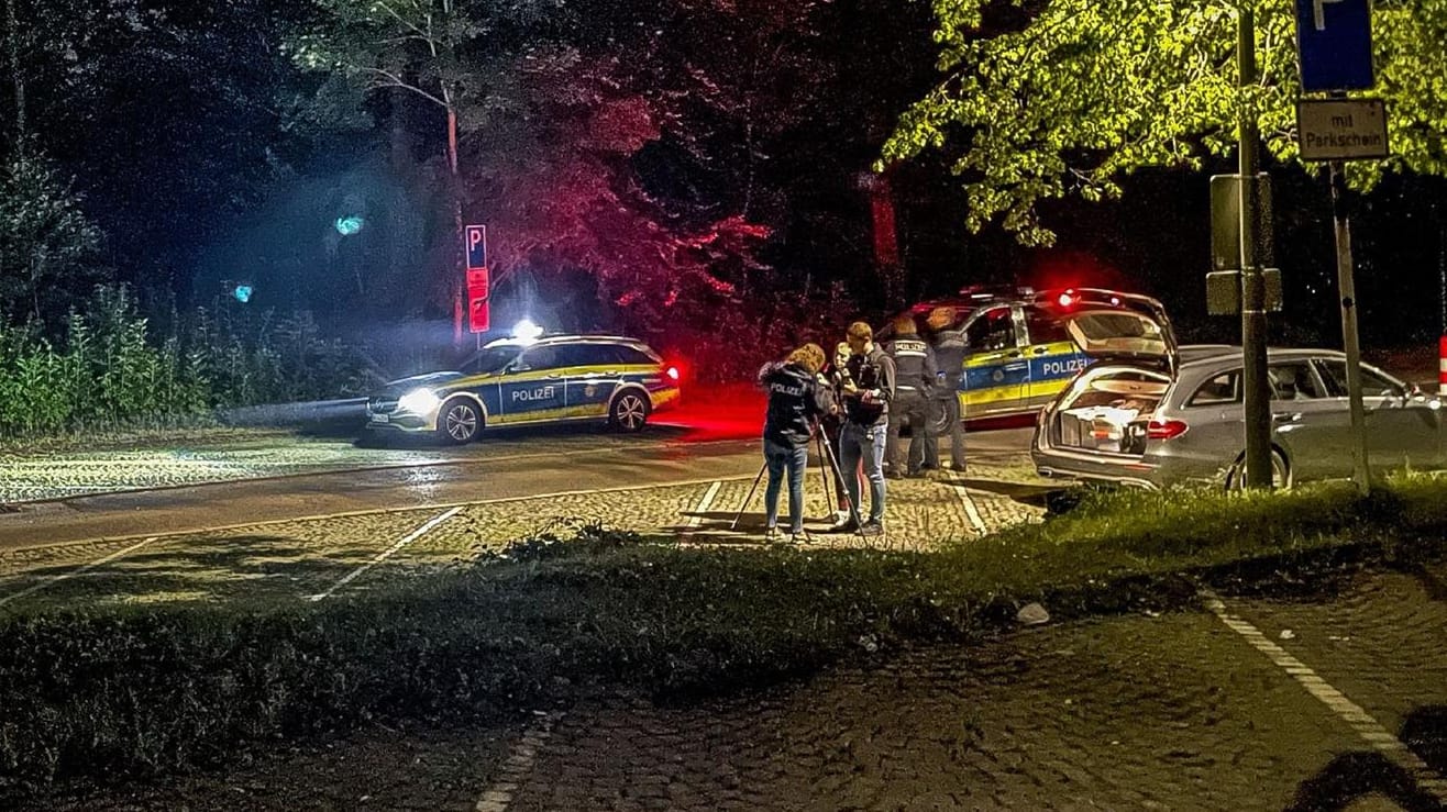 Der Tatort in Sindelfingen: Der Beamte musste ins Krankenhaus, ist mittlerweile aber wieder entlassen. Der Tatort in Sindelfingen: Der Beamte musste ins Krankenhaus, ist mittlerweile aber wieder entlassen.