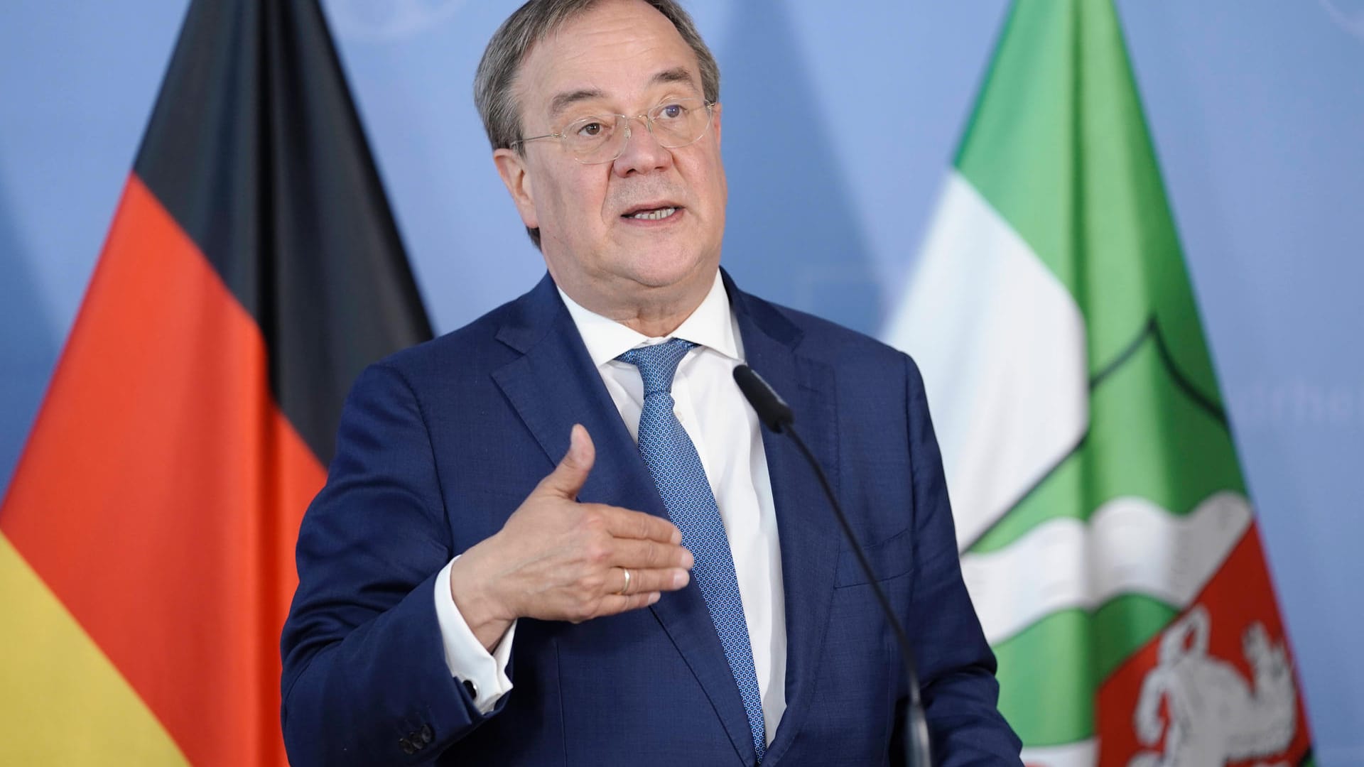 Armin Laschet: Er will am Freitag ein Expertenteam vorstellen. Armin Laschet: Er will am Freitag ein Expertenteam vorstellen.