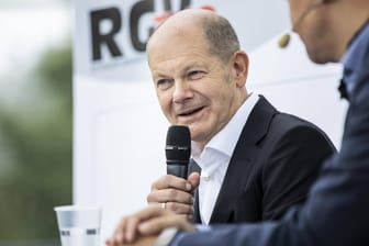 Olaf Scholz: Der SPD-Kanzlerkandidat kann sich im aktuellen ARD-"Deutschlandtrend" hoher Beliebtheit erfreuen.
