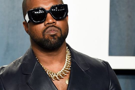 Kanye West: Die Ex-Partnerin von Geroge Floyd hat den US-Rapper verklagt.