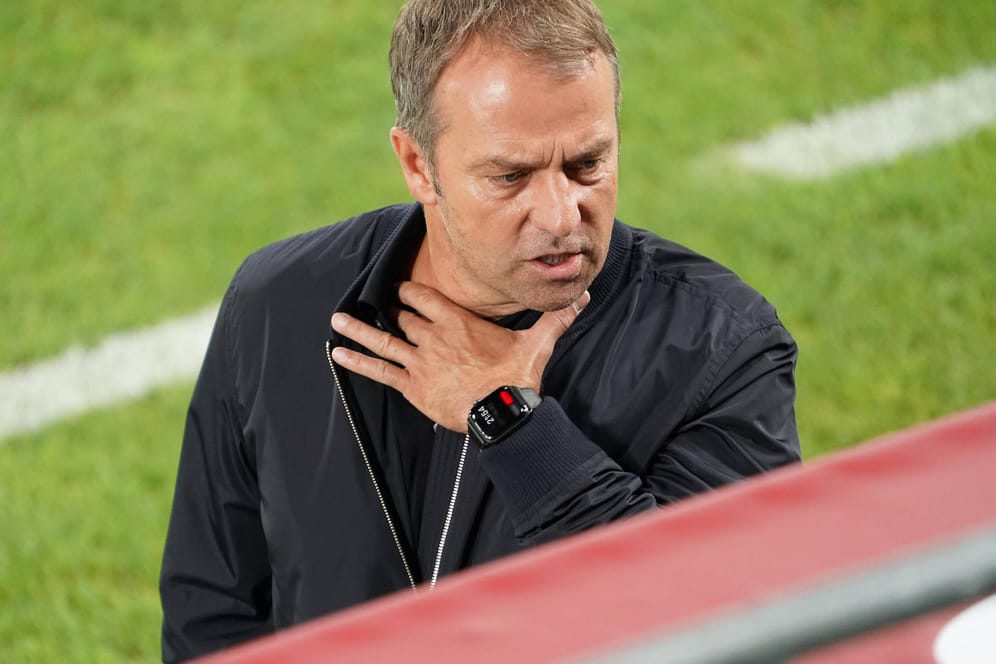 Hansi Flick: Der Bundestrainer konnte mit seiner Mannschaft in seinem ersten Spiel als Trainer noch nicht zufrieden sein.