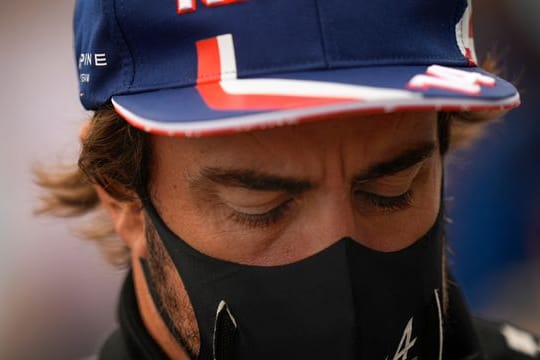 Fernando Alonso ist ein bisschen enttäuscht, dass seine Hoffnung auf einen neuen Real-Superstar sich nicht erfüllte.