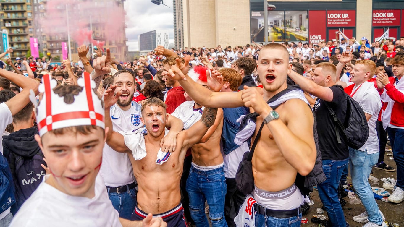 Fans vor dem EM-Finale in London: Wie wirkte sich die Veranstaltung auf die Infektionszahlen aus?