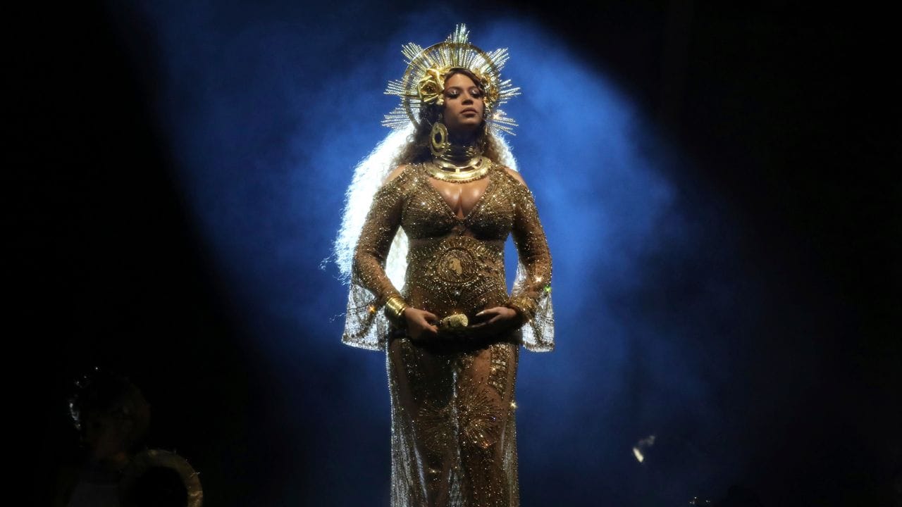 So geht Glamour: Beyoncé bei der Verleihung der 59.