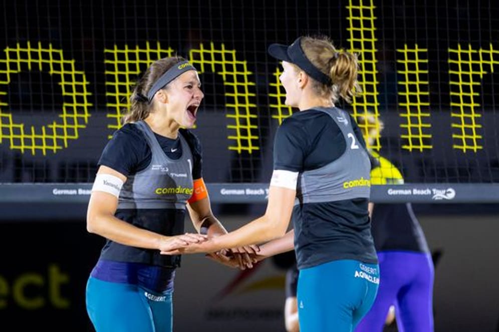 Chantal Laboureur (l) und Sarah Schulz