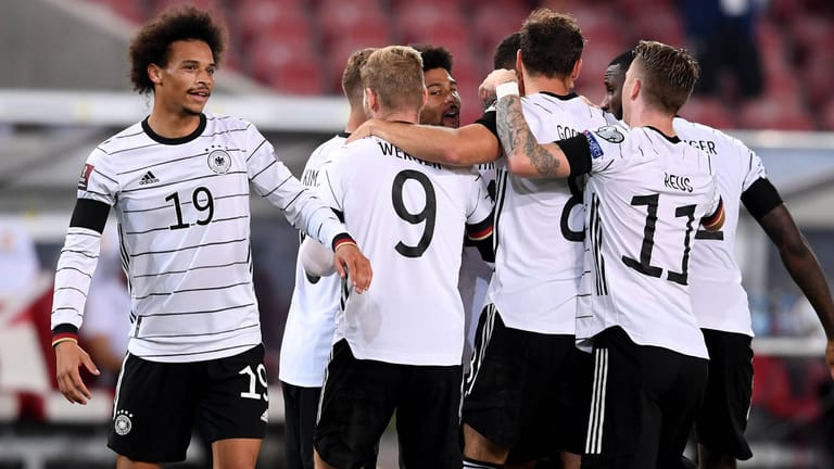 In der WM-Qualifikation gegen Armenien überzeugte das DFB-Team über die volle Distanz. Dabei konnten sich besonders drei deutsche Spieler auszeichnen. Die Einzelkritik.