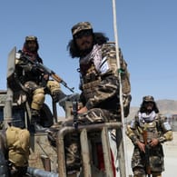 Taliban-Kämpfer in Kabul: Nach eigenen Angaben haben sie inzwischen auch das Pandschir-Tal erobert.