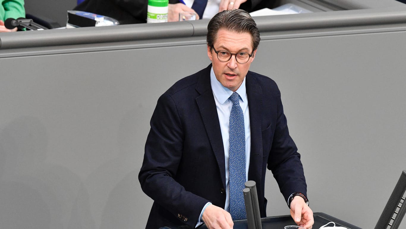 Bundesverkehrsminister Andreas Scheuer: Er fordert ein Einschreiten der Politik ab zwei Euro pro Liter Benzin.