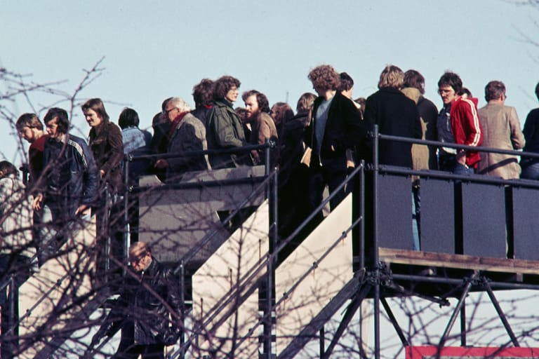 Aussichtsplattform in Kreuzberg: Von dort konnten West-Berliner über die Mauer blicken.