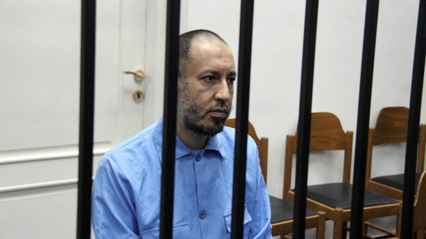 Saadi Gaddafi 2015 vor Gericht: Der Sohn des früherern libyschen Diktators Gaddafi wurde nun aus der Haft entlassen.