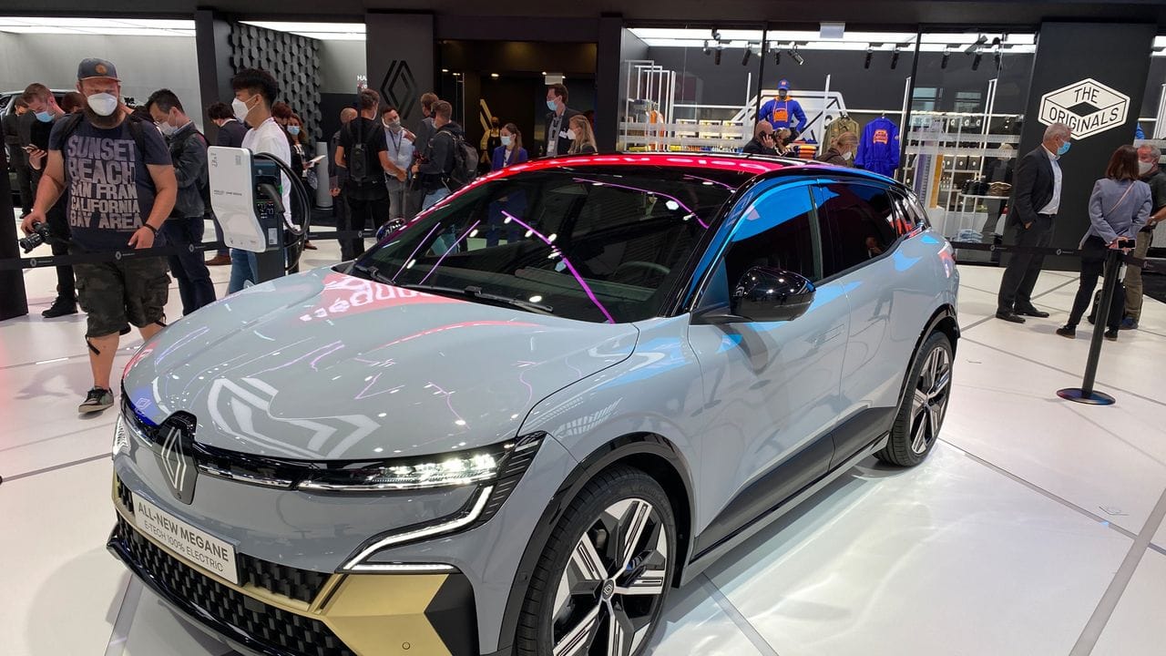 E-Ergänzung: Der konventionelle Mégane bleibt bei Renault neben dem neuen rein elektrischen Mégane E-Tech vorerst im Programm.