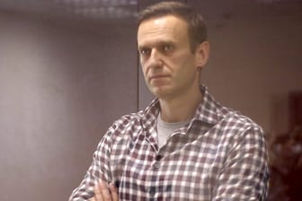 Alexej Nawalny, Kreml-Kritiker: Die Website sollte Bürger darin unterstützen, die Parteien zu wählen, die am ehesten eine Chance gegen die Kreml-Partei haben.