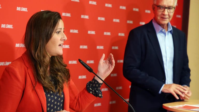 Die Spitzenkandidaten der Linkspartei, Janine Wissler und Dietmar Barsch: Acht Seiten "Sofortprogramm" für eine Regierungsbeteiligung stellten sie am Montag vor.