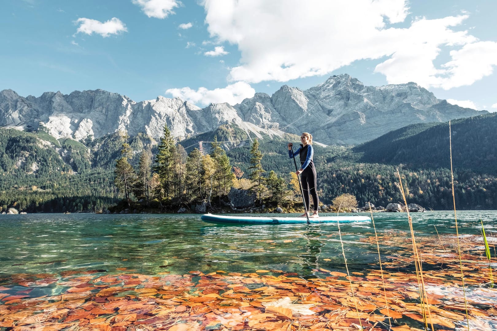 Garmisch-Partenkirchen, Eibsee (Symbolfoto): Trotz der anhaltenden Corona-Krise planen viele schon jetzt ihren Herbsturlaub.