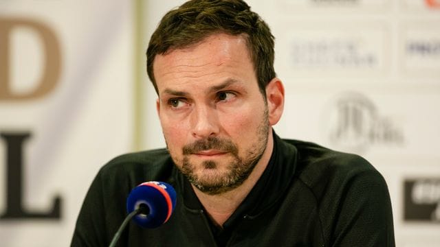 Viktor Szilagyi Viktor Szilagyi