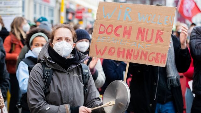 Demonstration gegen Urteil zum Mietendeckel