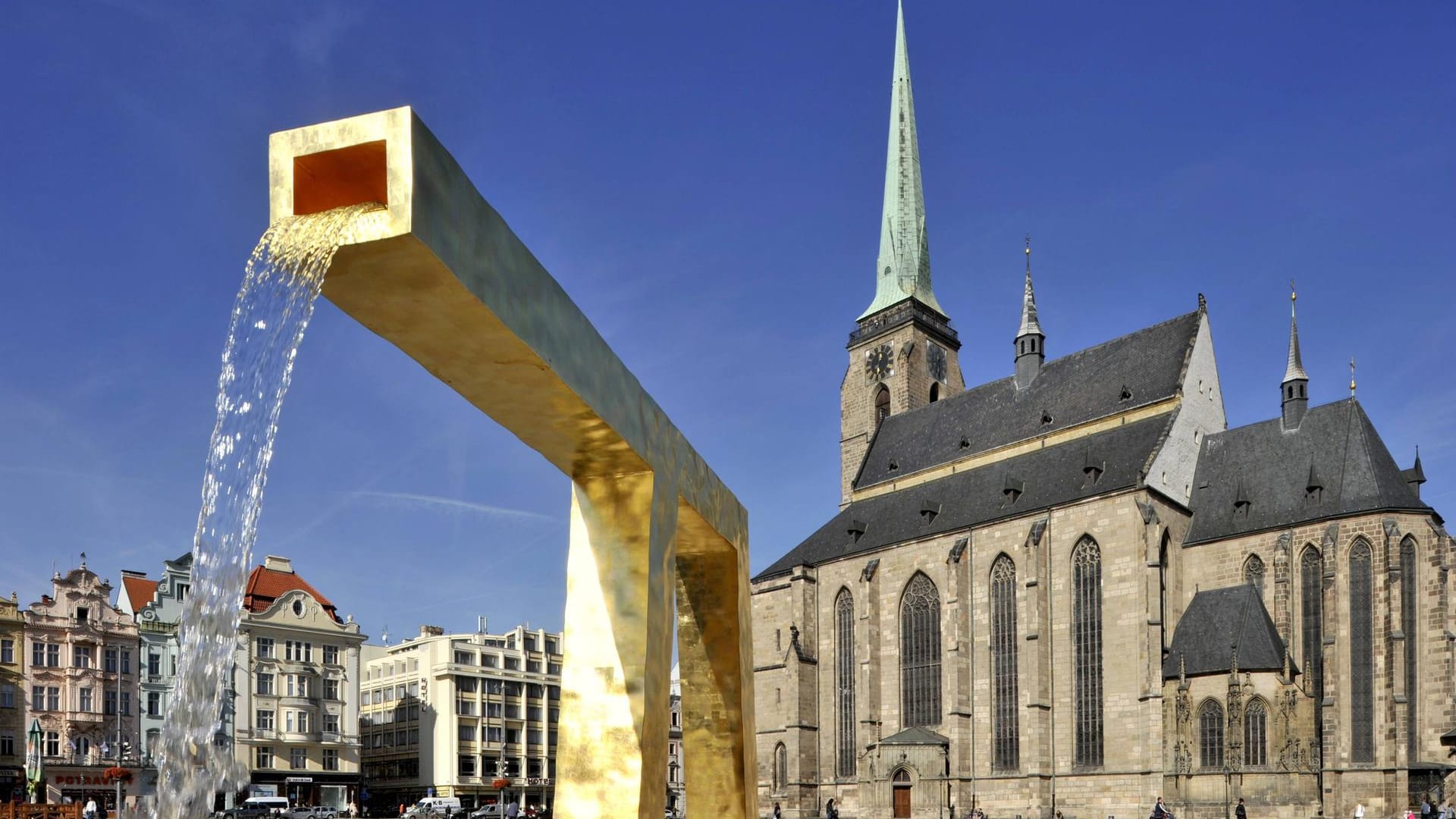 Die St.-Bartholomäus-Kathedrale in Pilsen: Hier wurde die Polizei zu einem ungewöhnlichen Einsatz gerufen. Die St.-Bartholomäus-Kathedrale in Pilsen: Hier wurde die Polizei zu einem ungewöhnlichen Einsatz gerufen.