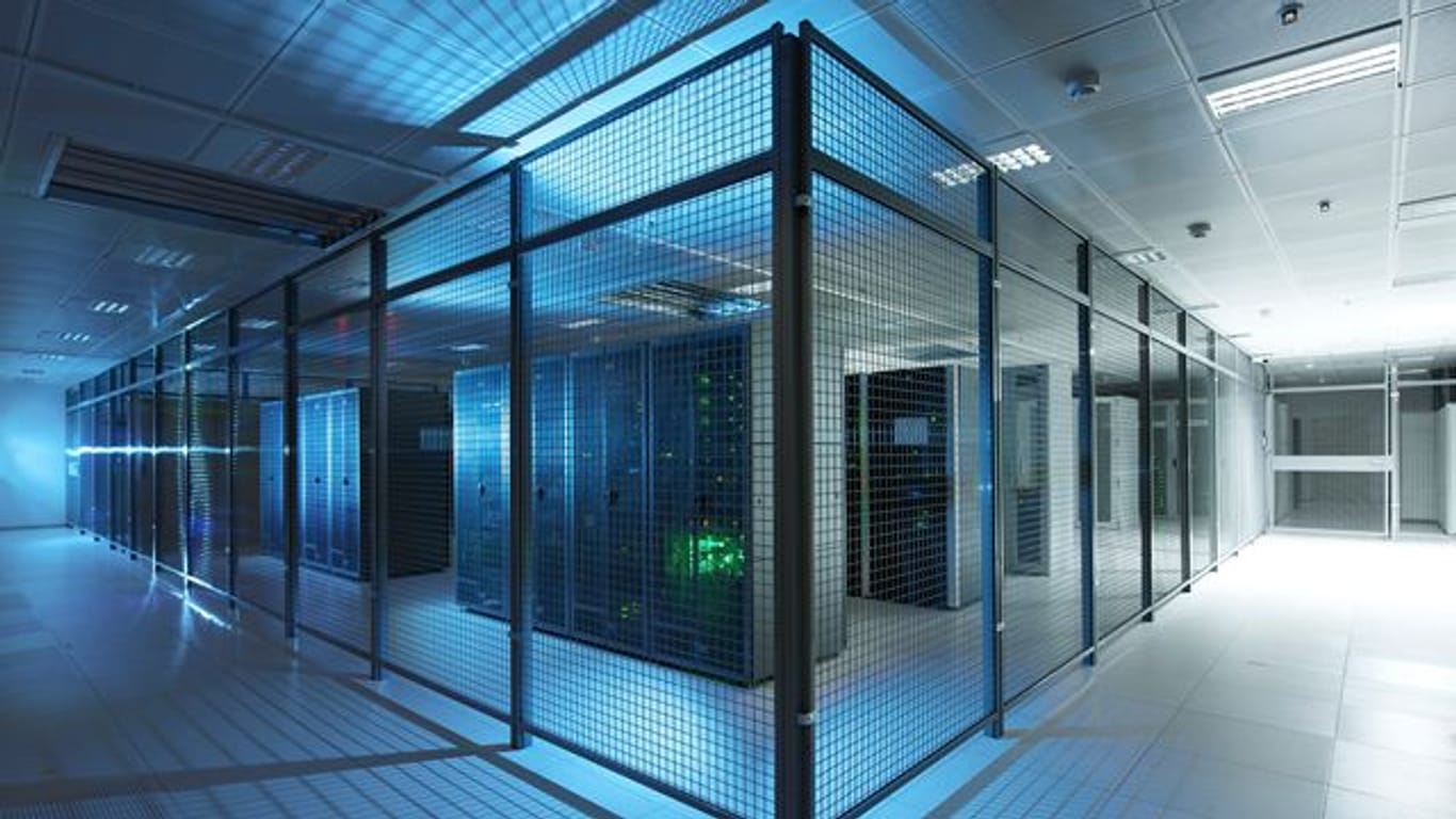 Besonders gesicherte Server im Cloud-Computing Rechenzentrum der T-Systems.