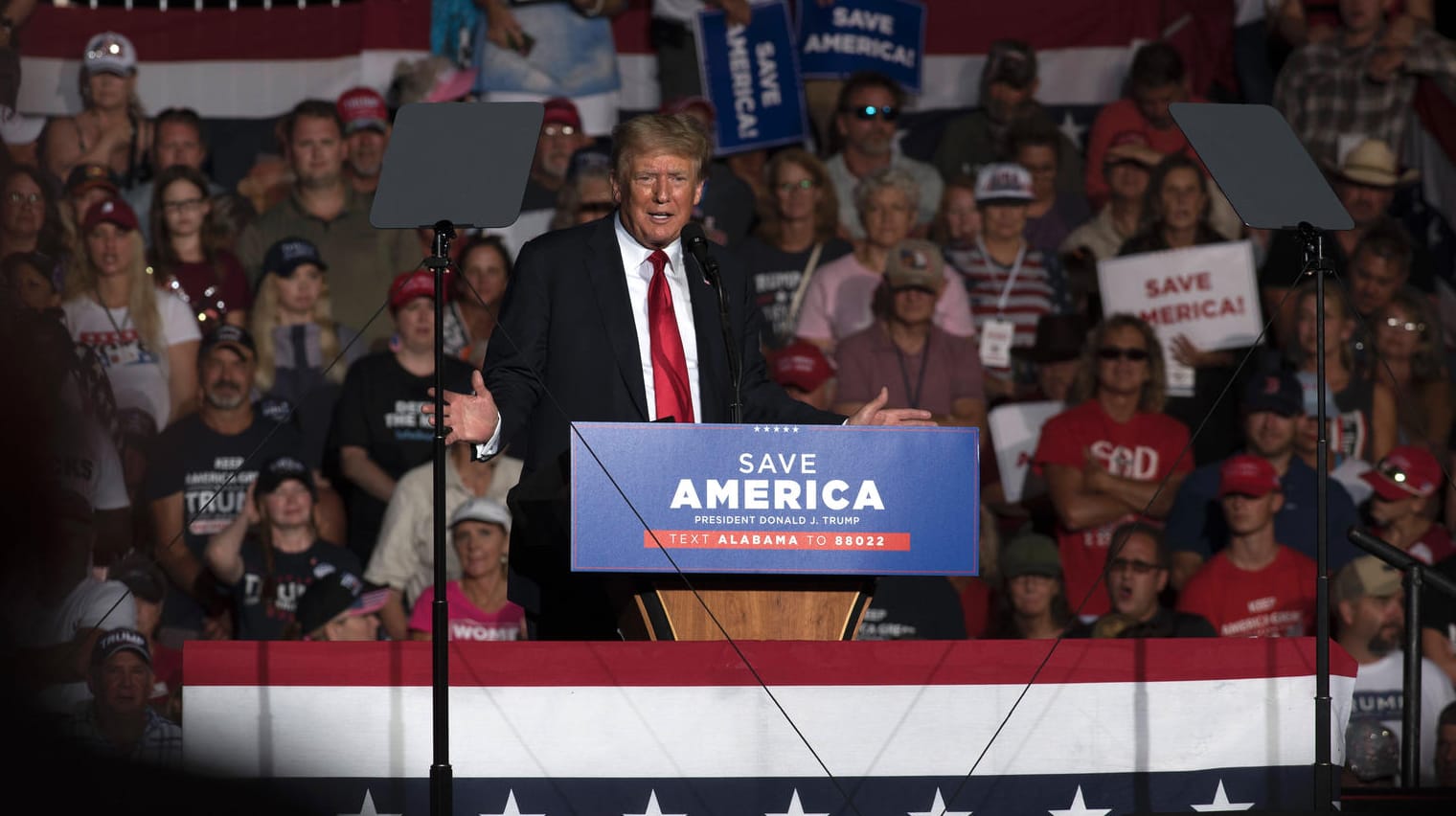 Kommentiert jetzt auch einen Boxkampf: Donald Trump.