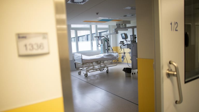 Intensivstation: Die Belastung der Krankenhäuser mit Corona-Patienten steigt wieder.
