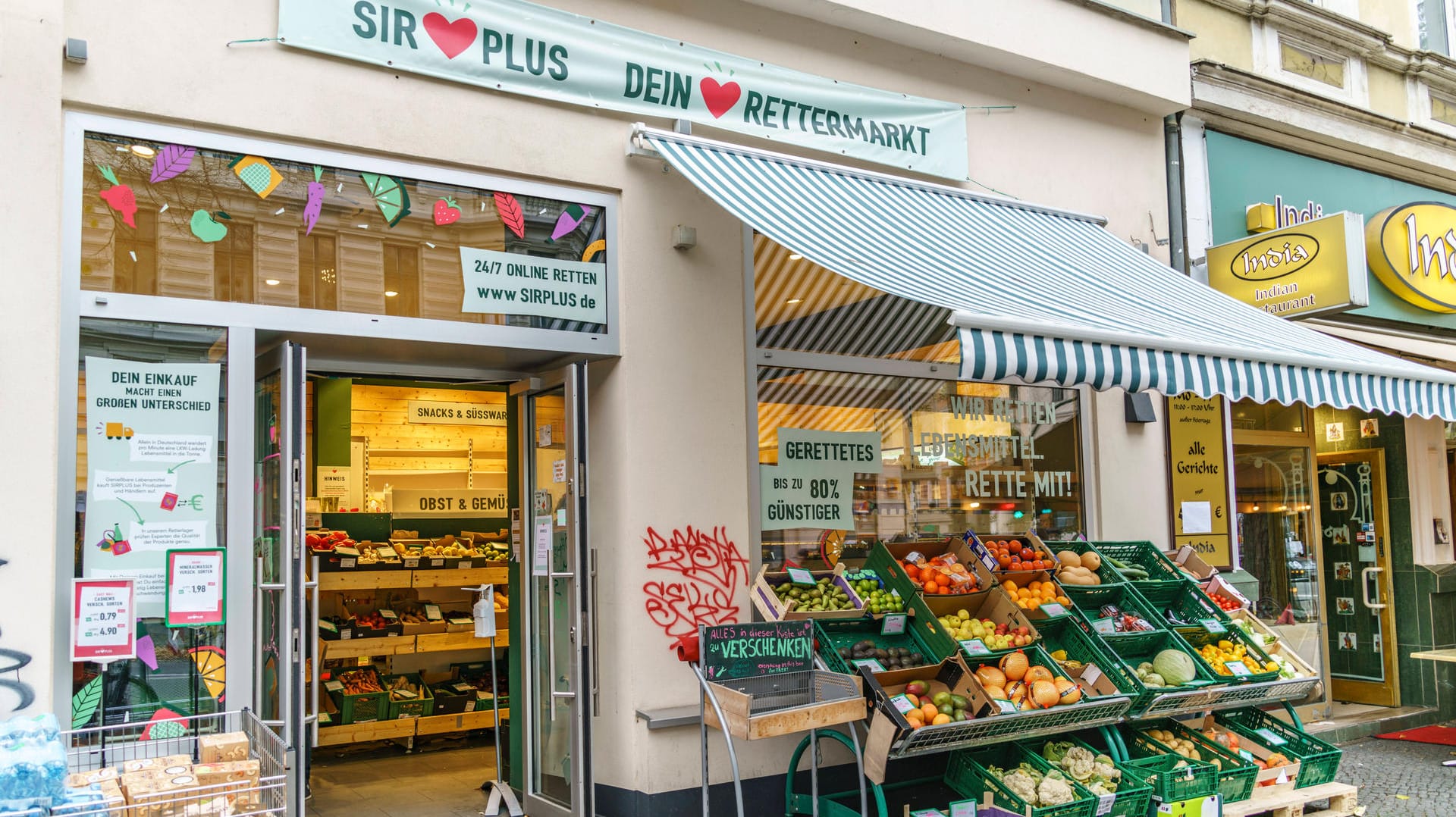 Sirplus-Filiale in der Berliner Bergmannstraße: Die Supermarktkette muss alle Filialen schließen.