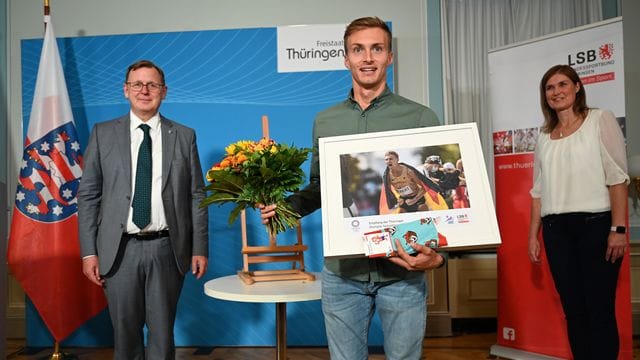 Bodo Ramelow (l-r), Jonathan Hilbert und Silke Kraushaar-Pielach