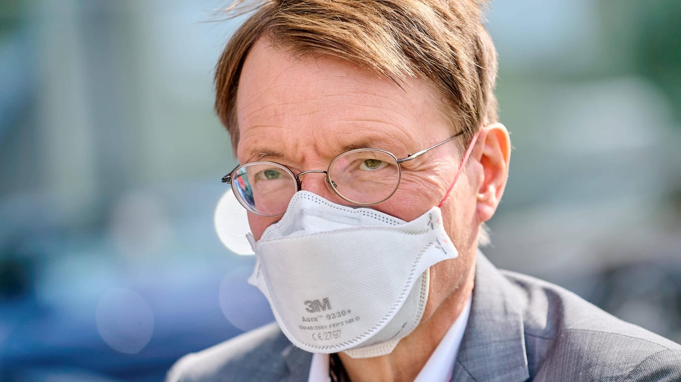 Prof. Dr. Karl Lauterbach: Der SPD-Politiker warnt vor der Mu-Variante des Coronavirus.