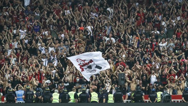 Das Spiel zwischen OGC Nizza und Olympique Marseille am 22. Das Spiel zwischen OGC Nizza und Olympique Marseille am 22.