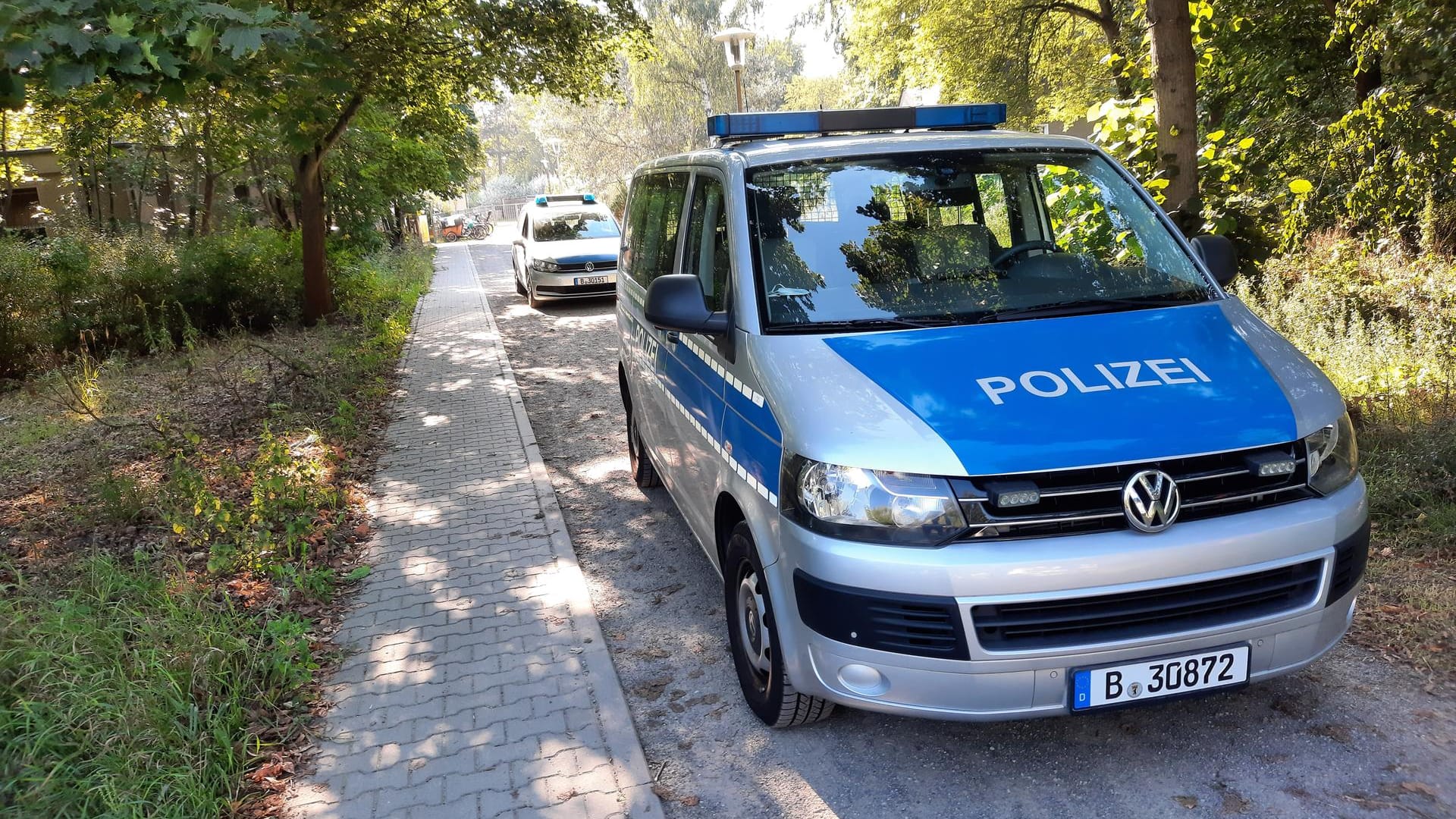Die Polizei war am Mittwoch mit 20 Einsatzkräften vor Ort: Die Kindertagesstätte ist derzeit geschlossen.