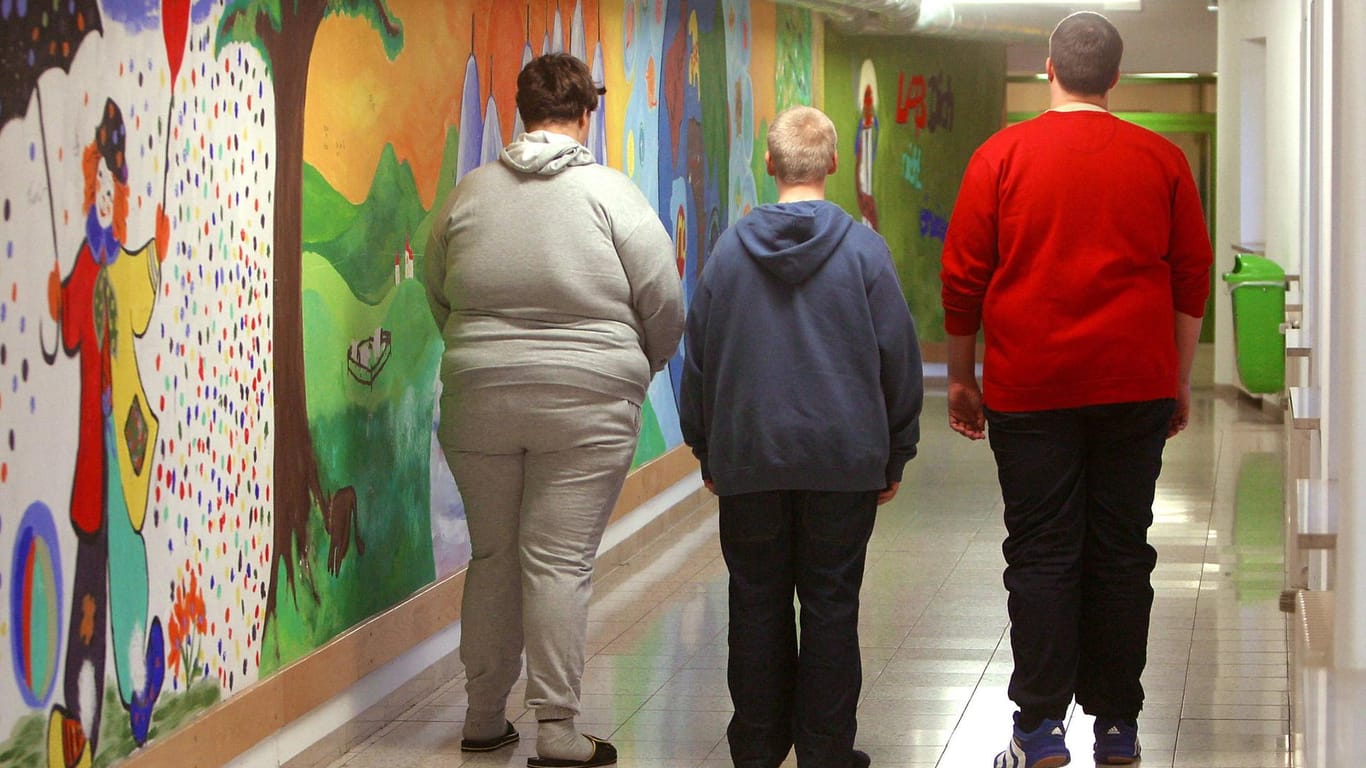 Übergewichtige Teenager in einer Fachklinik: Die Lockdowns wirken sich stark auf das Gewicht der Kinder aus.