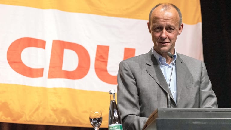 Friedrich Merz: Der ehemalige Unionsfraktionvorsitzende war am Donnerstag auf Wahlkampftour in Baden-Württemberg und löste mit einer Äußerung Empörung beim NABU aus.
