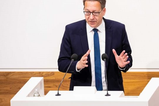 Stefan Birkner spricht