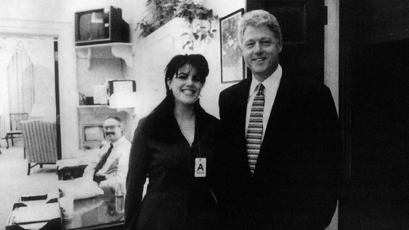 Bill Clinton und Monica Lewinsky: Mit 22 Jahren arbeitete sie als Praktikantin im Weißen Haus.