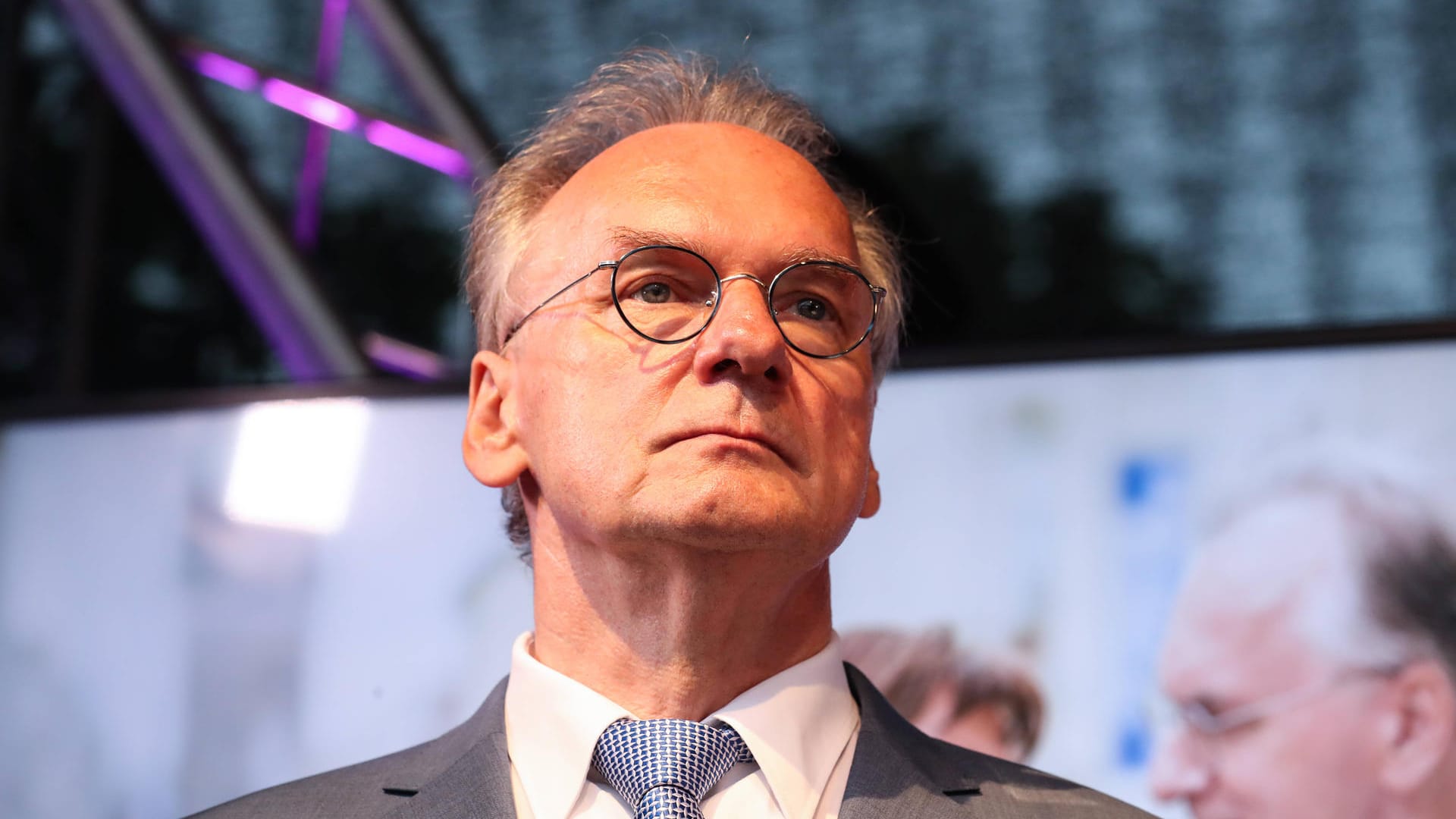 Reiner Haseloff: In Sachsen-Anhalt regiert künftig schwarz-rot-gelb. Reiner Haseloff: In Sachsen-Anhalt regiert künftig schwarz-rot-gelb.