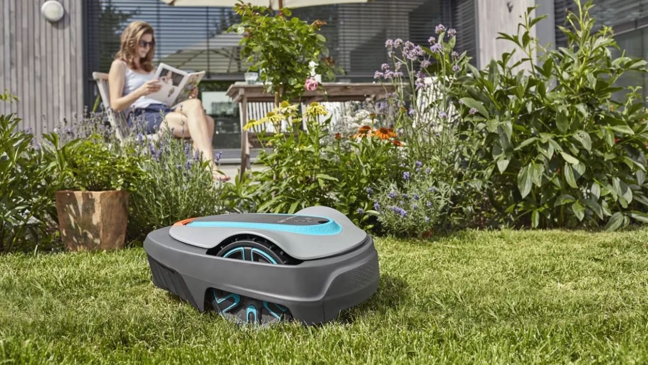 Die besten Garten-Deals bei Amazon: Sichern Sie sich einen Gardena-Mähroboter, eine Kärcher-Heckenschere und mehr zu Top-Preisen.