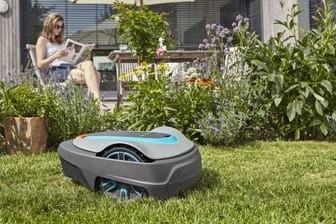 Die besten Garten-Deals bei Amazon: Sichern Sie sich einen Gardena-Mähroboter, eine Kärcher-Heckenschere und mehr zu Top-Preisen.