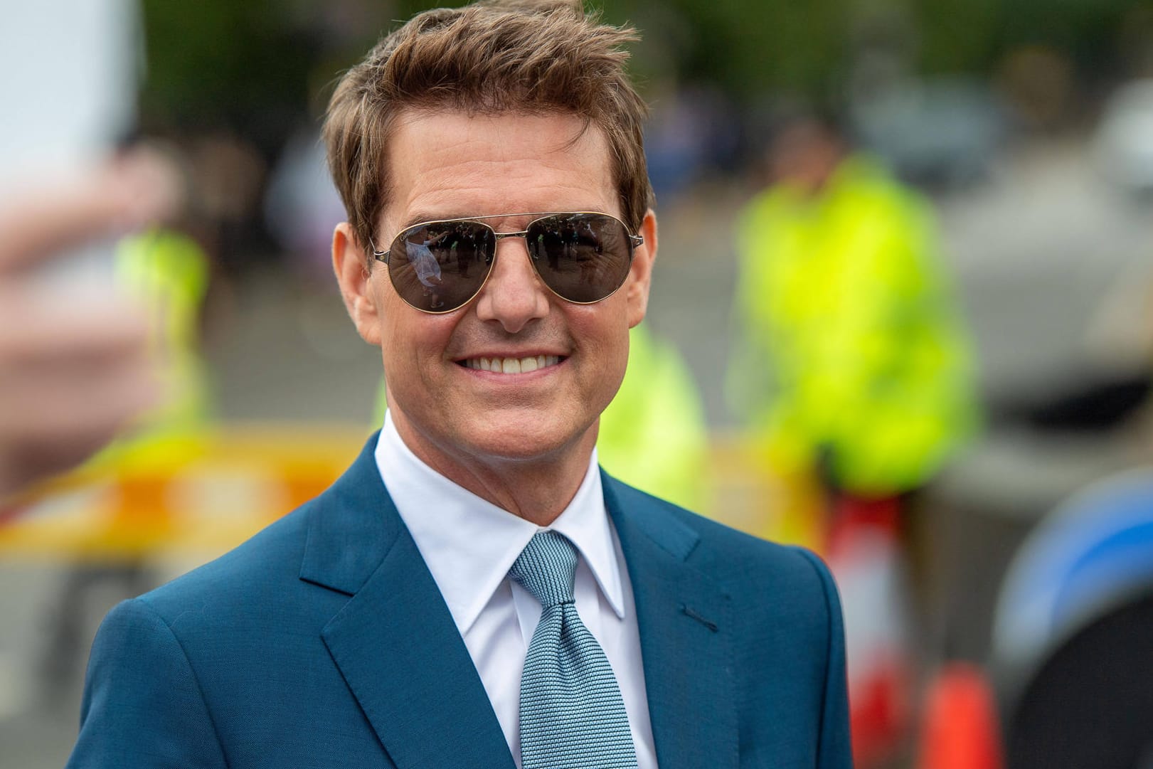 Tom Cruise: Damit eine Mission für den Schauspieler möglich wird, musste eine Weide von Kühen befreit werden.