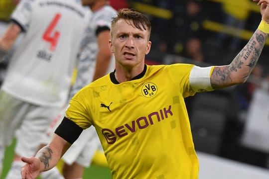 Der BVB startet mit Marco Reus.