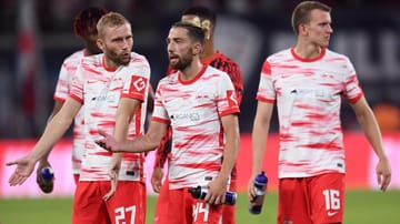 1:4 im Topspiel gegen den FC Bayern: RB Leipzig muss eine empfindliche Niederlage hinnehmen. Dabei erreichen nur wenige Akteure Normalform – dafür gibt es mehrere Ausfälle. Die Einzelkritik.