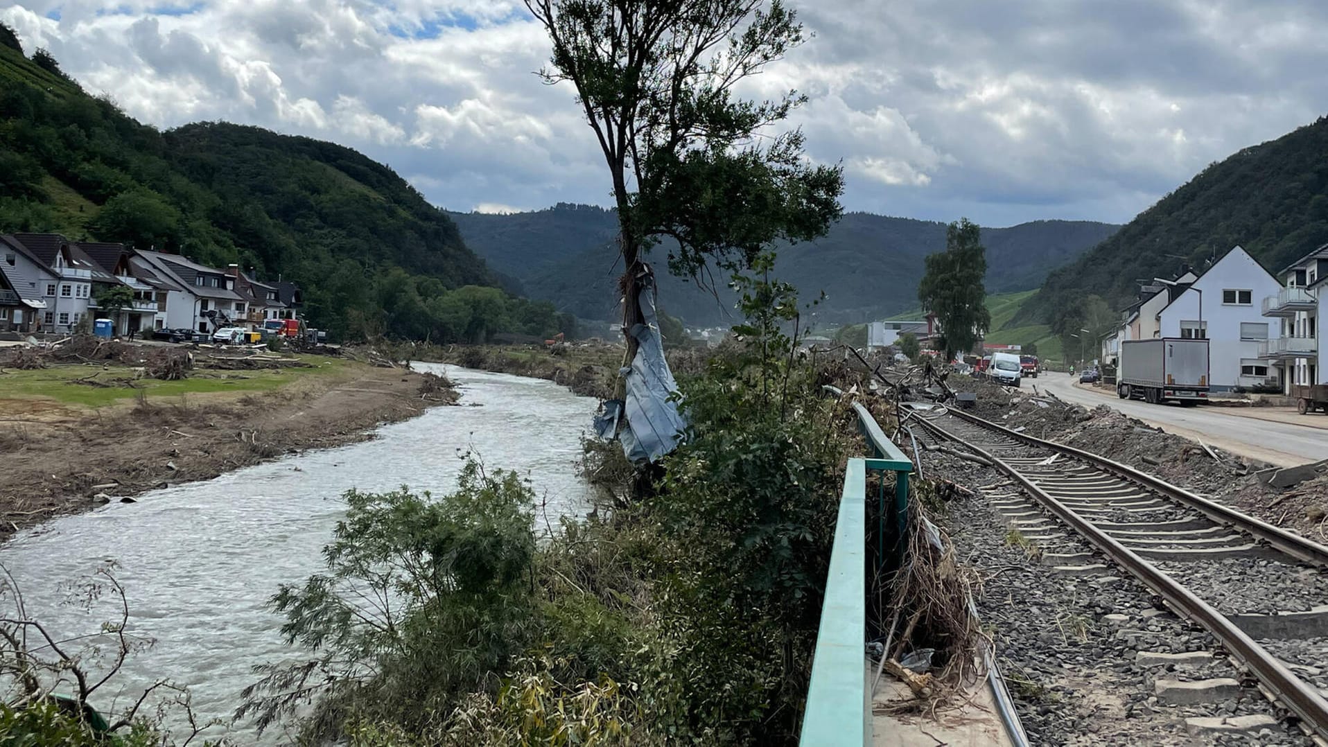 Flutkatastrophe in Rheinland Pfalz (Archivbild): Im Sommer wurde der Landkreis Ahrweiler besonders hart von der Hochwasser-Katastrophe getroffen.