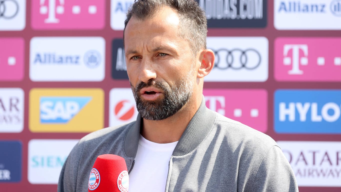 Hasan Salihamidzic: Der Bayern-Boss hat wenig Verständnis für Reus' Abreise.