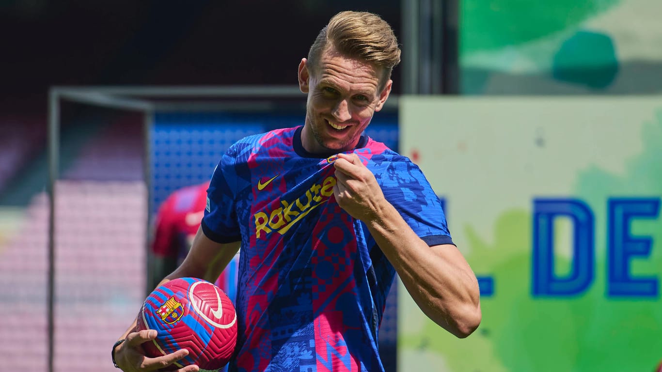 Luuk de Jong: Der Niederländer soll in Barcelonas Offensive Lionel Messis vakante Stelle besetzen.