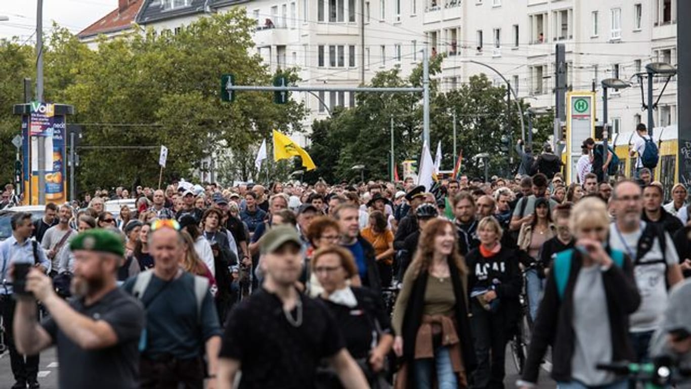 Gegner der Corona-Politik protestieren in Berlin