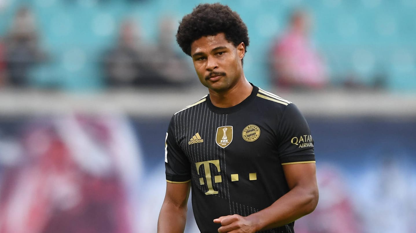 Serge Gnabry: Der Bayern-Star hat sich laut Nagelsmann einen "Hexenschuss" zugezogen.