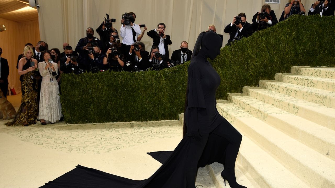 Blickdicht: Kim Kardashian kommt zur Met-Gala. Blickdicht: Kim Kardashian kommt zur Met-Gala.