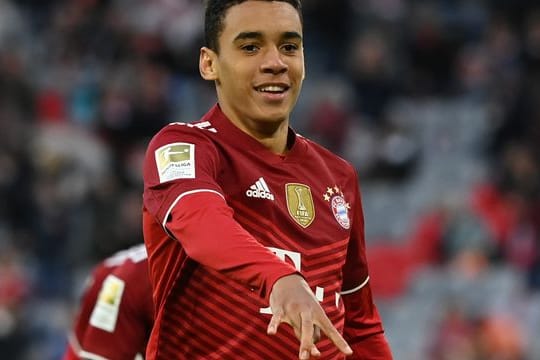 Bayern-Offensivspieler Jamal Musiala darf in Barcelona von Anfang an ran.