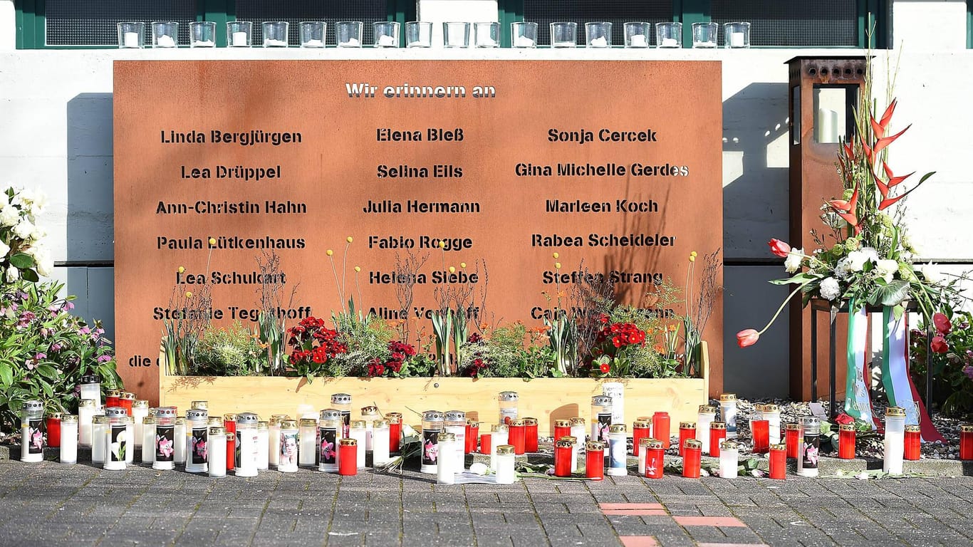 Eine Gedenkstätte für die Germanwings-Absturzopfer in NRW (Symbolbild): Die Hinterbliebenen sind über die Entscheidung des Essener Landgerichts enttäuscht.