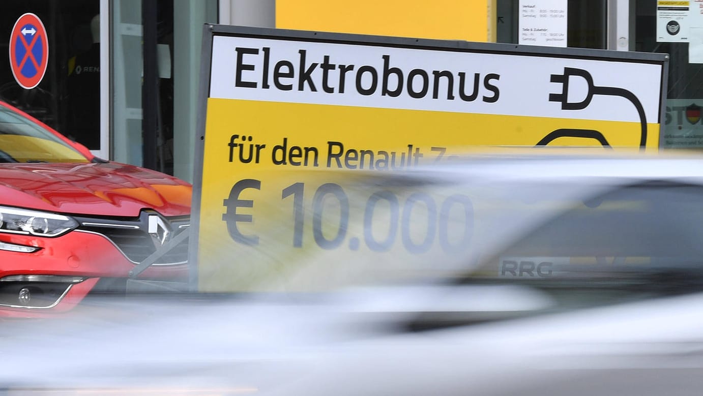 Satter Elektrobonus: Die Kaufprämie motiviert zum Umstieg aufs E-Auto. Aber ist jetzt der richtige Zeitpunkt?