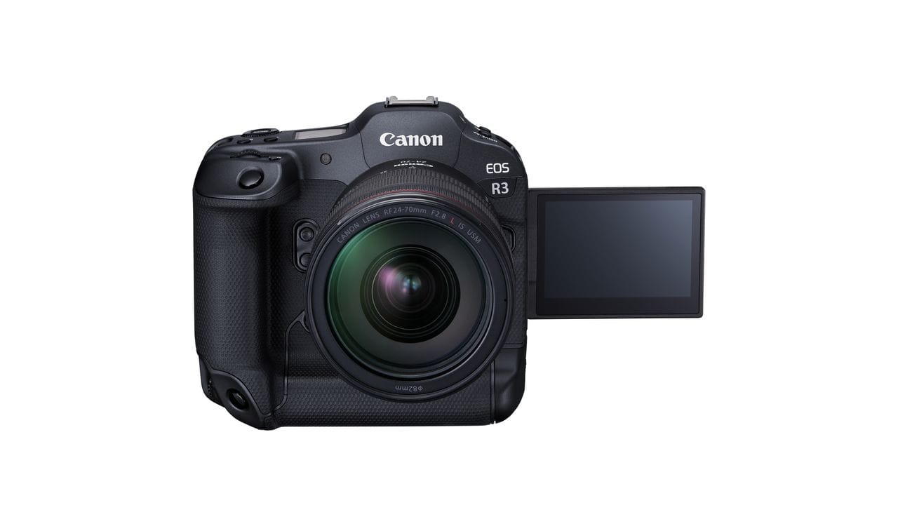 Der Touchscreen (4,1 Millionen Pixel) der Canon EOS R3 ist dreh- und schwenkbar, was im Profibereich nicht selbstverständlich ist. Der Touchscreen (4,1 Millionen Pixel) der Canon EOS R3 ist dreh- und schwenkbar, was im Profibereich nicht selbstverständlich ist.