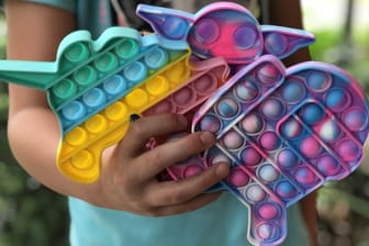 Pop-It-Spielzeuge: Die Silikonformen sind der Spielzeug-Trend 2021.